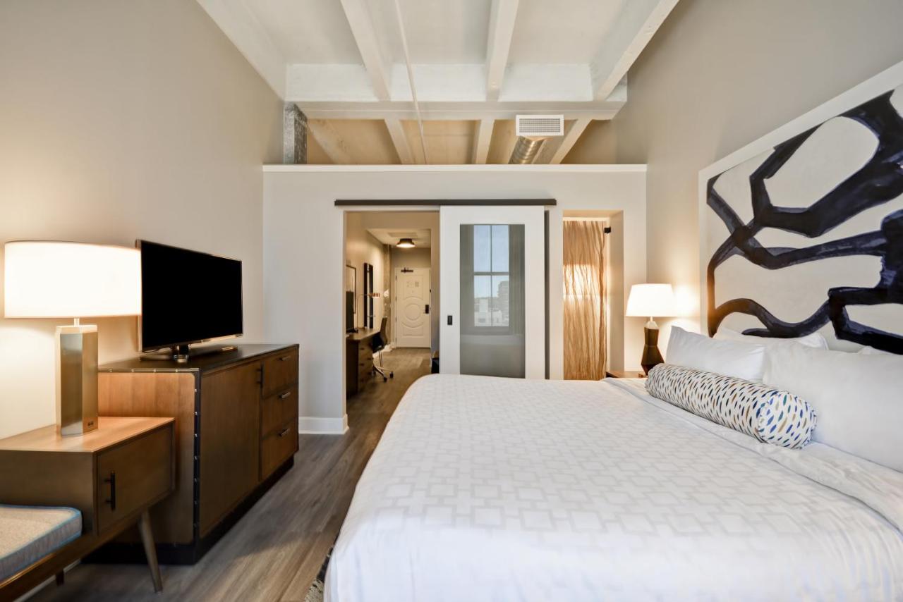 King Suite - Non-Smoking at Hotel Indigo Kansas City - The Crossroads, an IHG Hotel