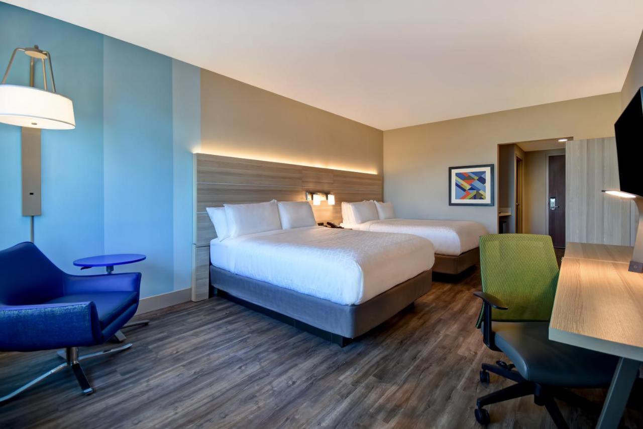 | Holiday Inn Express & Suites - Galveston Beach, an IHG Hotel
