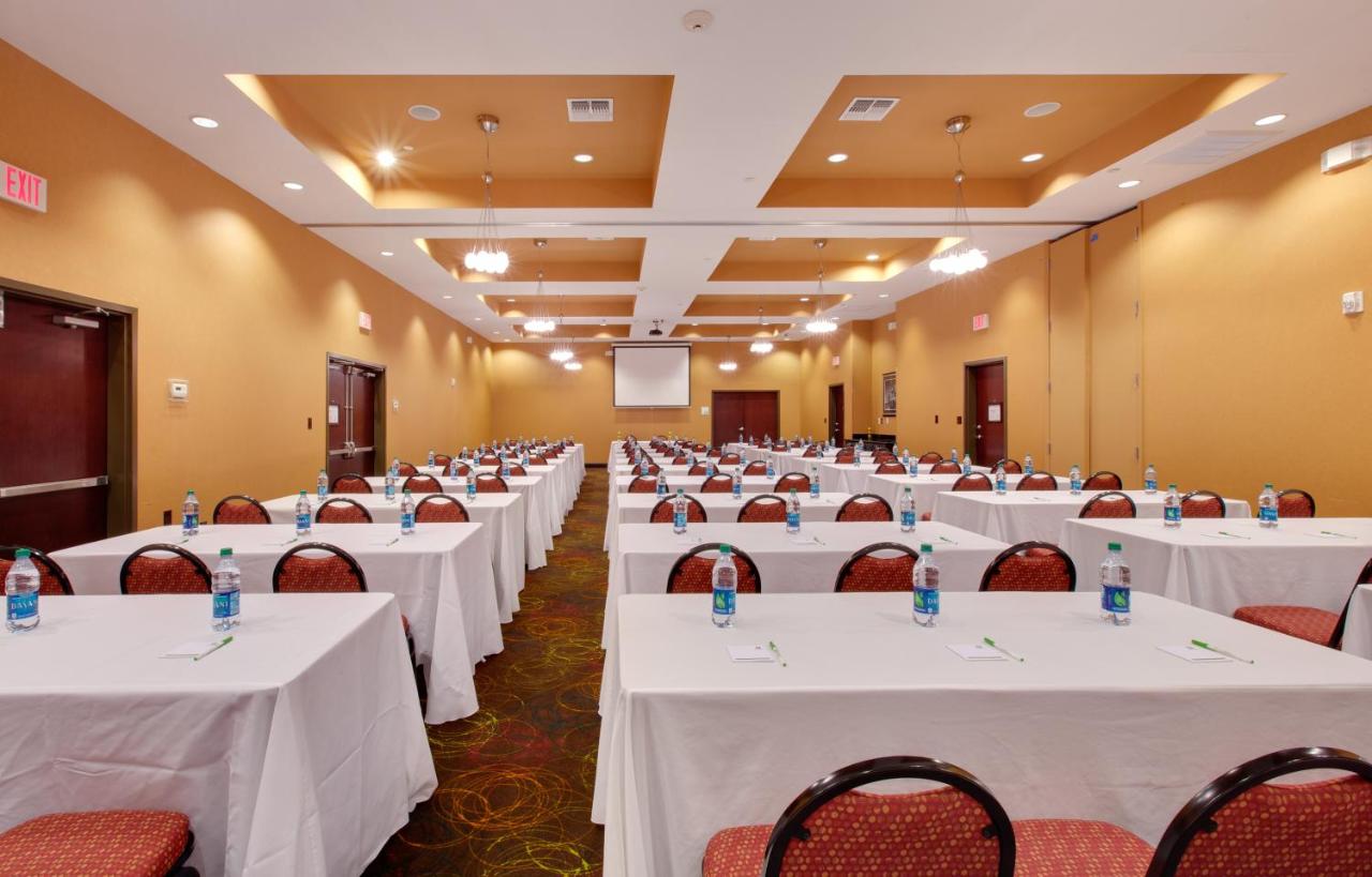 | Holiday Inn Channelview, an IHG Hotel