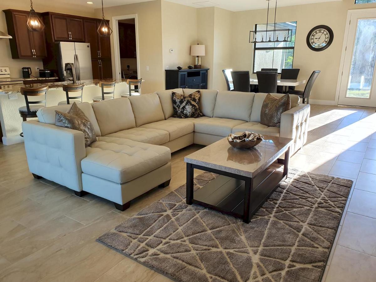  | Stunning BRAND NEW 3 bed home, fabulous pool overlooking river,