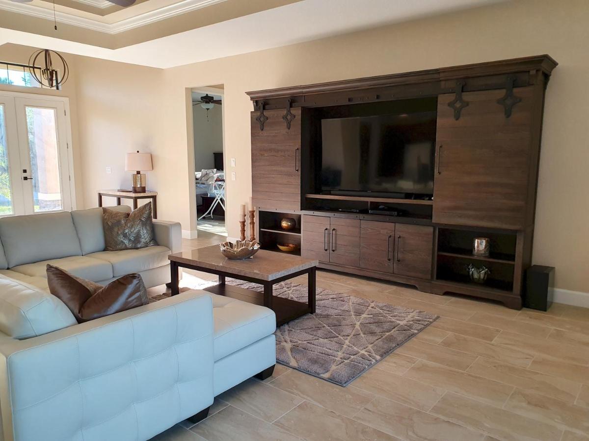  | Stunning BRAND NEW 3 bed home, fabulous pool overlooking river,