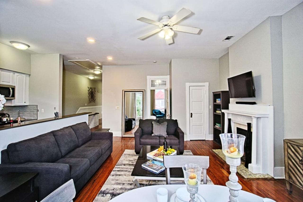 | Modern 4 Bed Brownstone in Historic Downtown