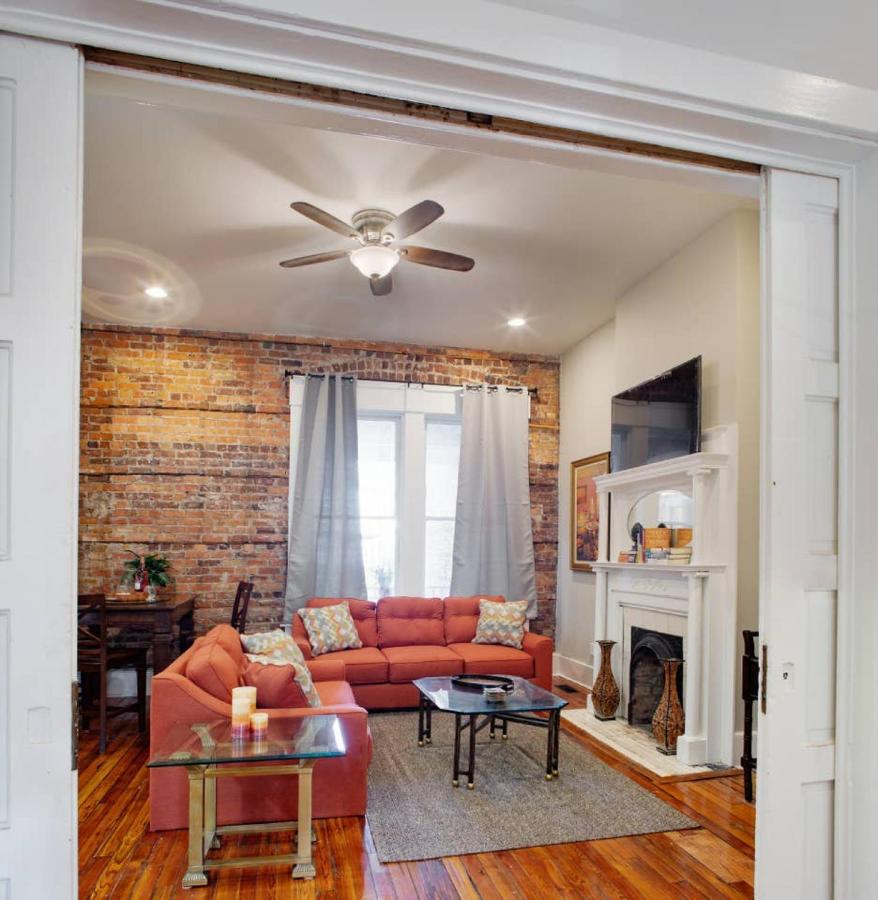  | Modern 4 Bed Brownstone in Historic Downtown