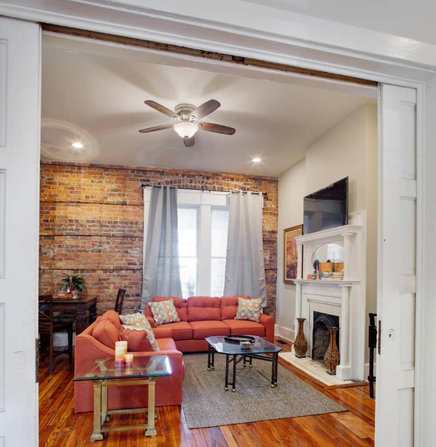 | Modern 4 Bed Brownstone in Historic Downtown