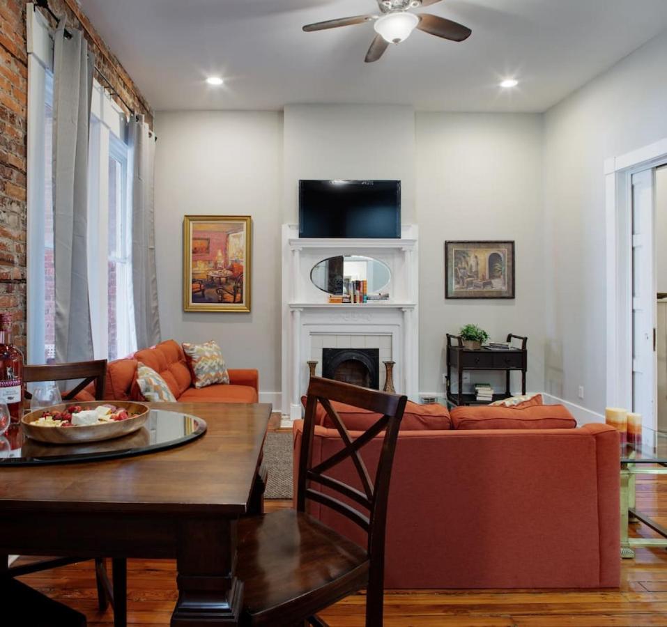 | Modern 4 Bed Brownstone in Historic Downtown