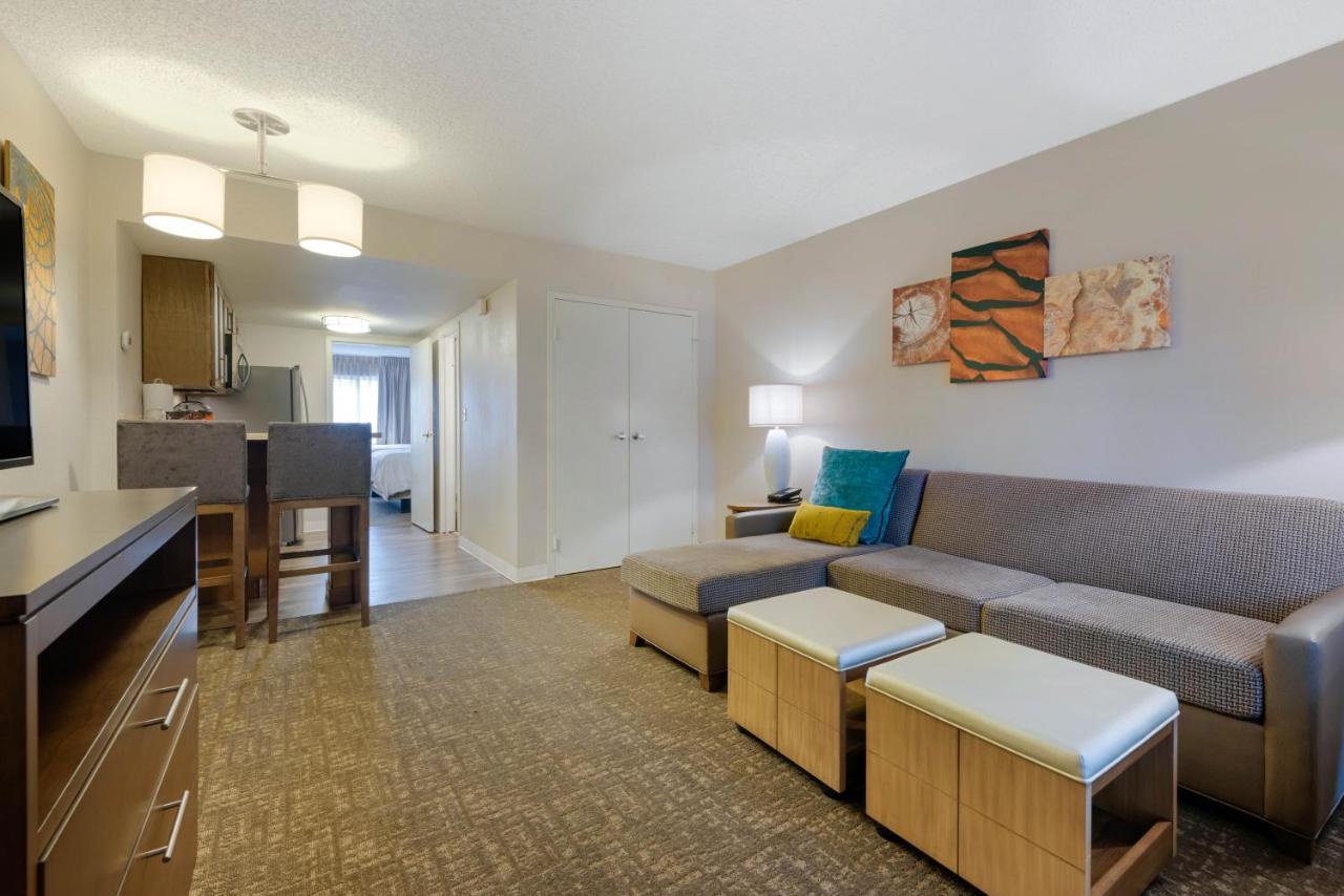 Room Selected at Check-In at Staybridge Suites Orlando Royale Parc Suites by IHG