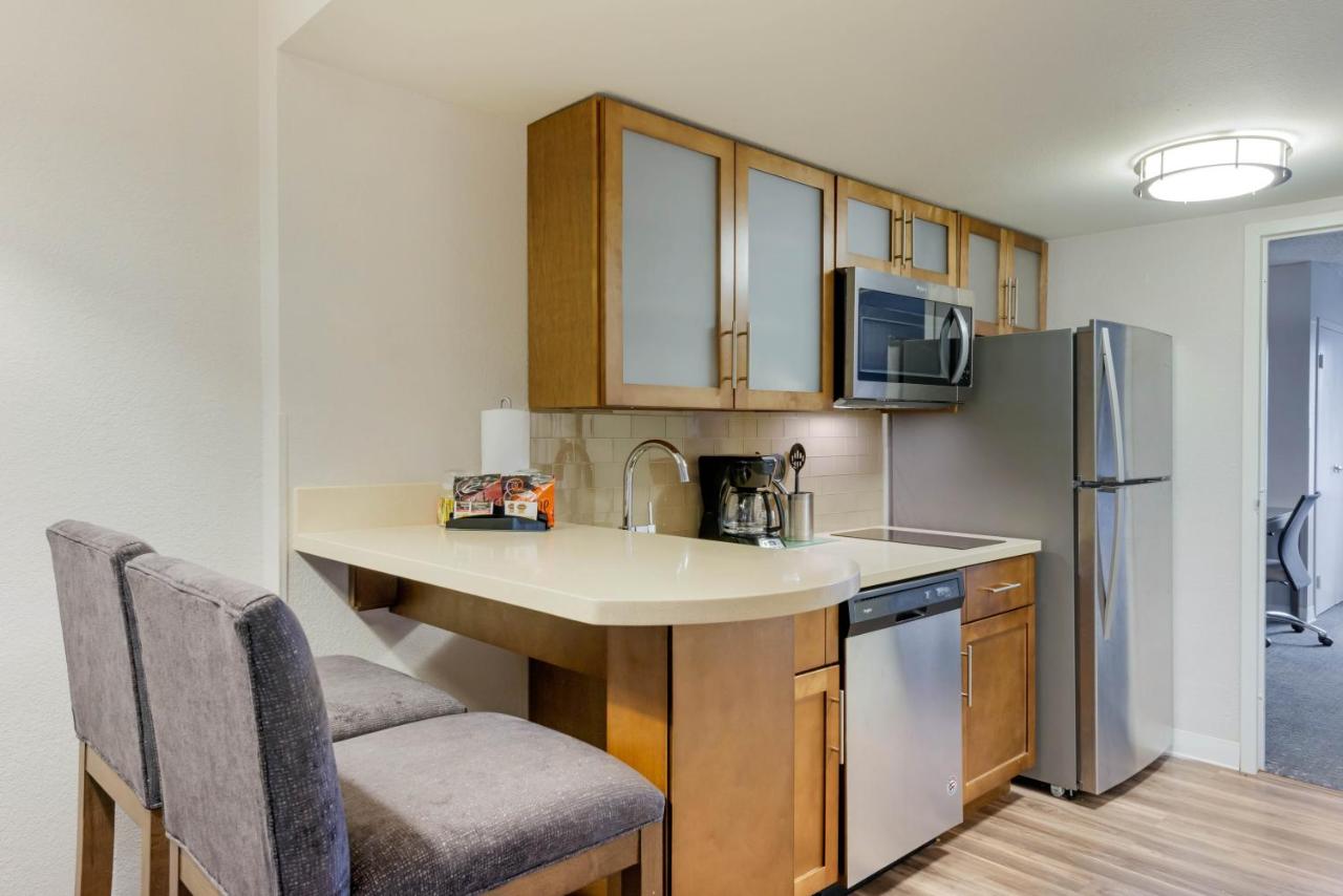 Room Selected at Check-In at Staybridge Suites Orlando Royale Parc Suites by IHG
