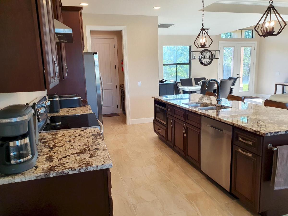  | Stunning BRAND NEW 3 bed home, fabulous pool overlooking river,