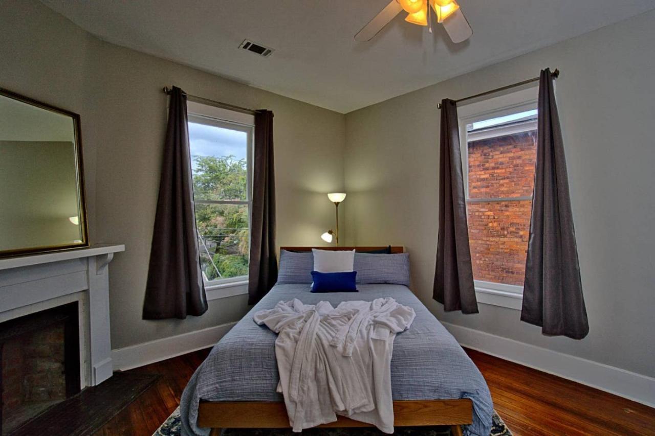| Modern 4 Bed Brownstone in Historic Downtown