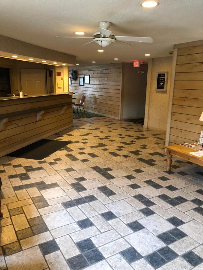 | Paddle Wheel Inn