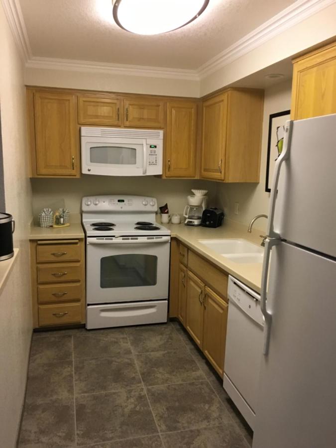 Two-Bedroom Apartment at GetAways at Palm Springs Tennis Club