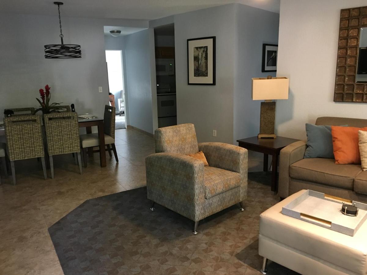 Two-Bedroom Apartment at GetAways at Palm Springs Tennis Club