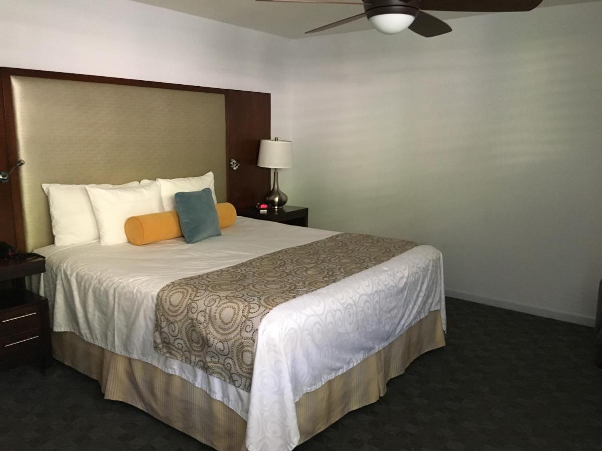 Studio at GetAways at Palm Springs Tennis Club
