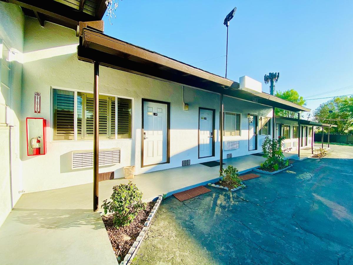 | Casa Blanca Inn & Suites Whittier
