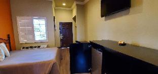 Room #403088006 at Le Blanc Inn & Suites