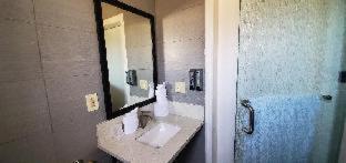 Room #403088006 at Le Blanc Inn & Suites