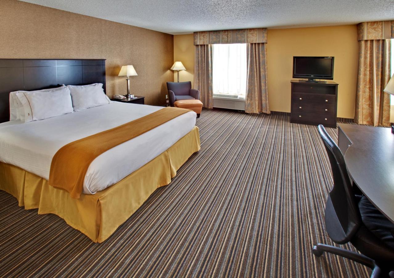  | Holiday Inn Express Hotel & Suites Council Bluffs - Convention Center Area, an IHG Hotel
