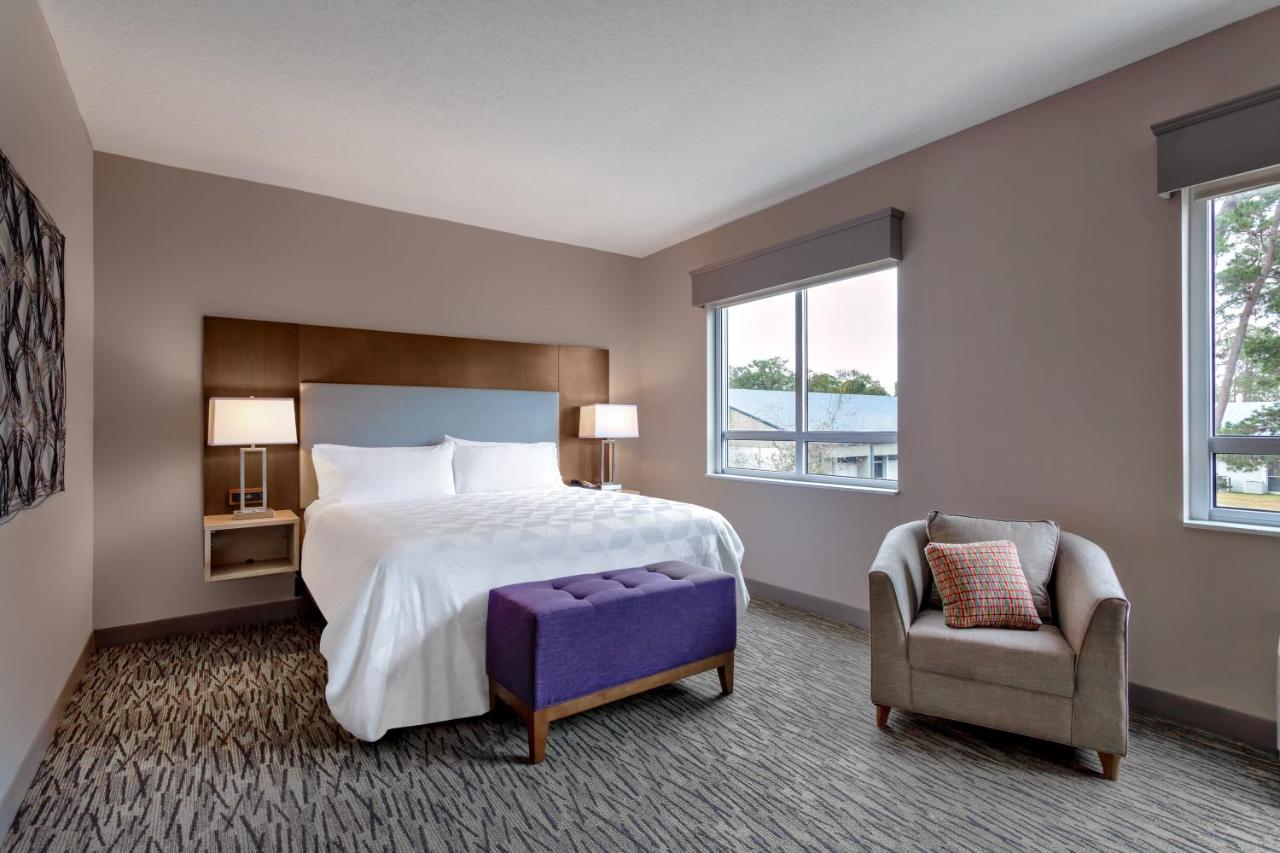Executive King Room at Holiday Inn Tallahassee E Capitol - Univ by IHG