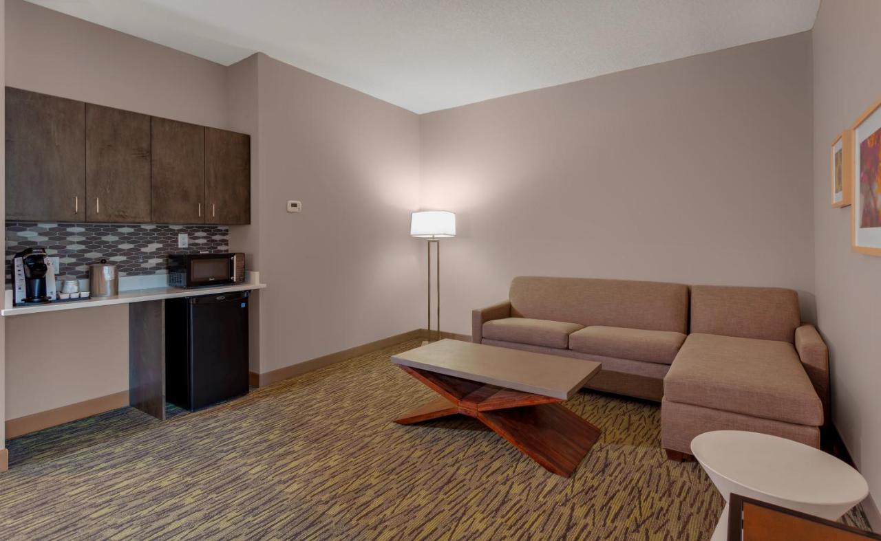 Executive King Room at Holiday Inn Tallahassee E Capitol - Univ by IHG