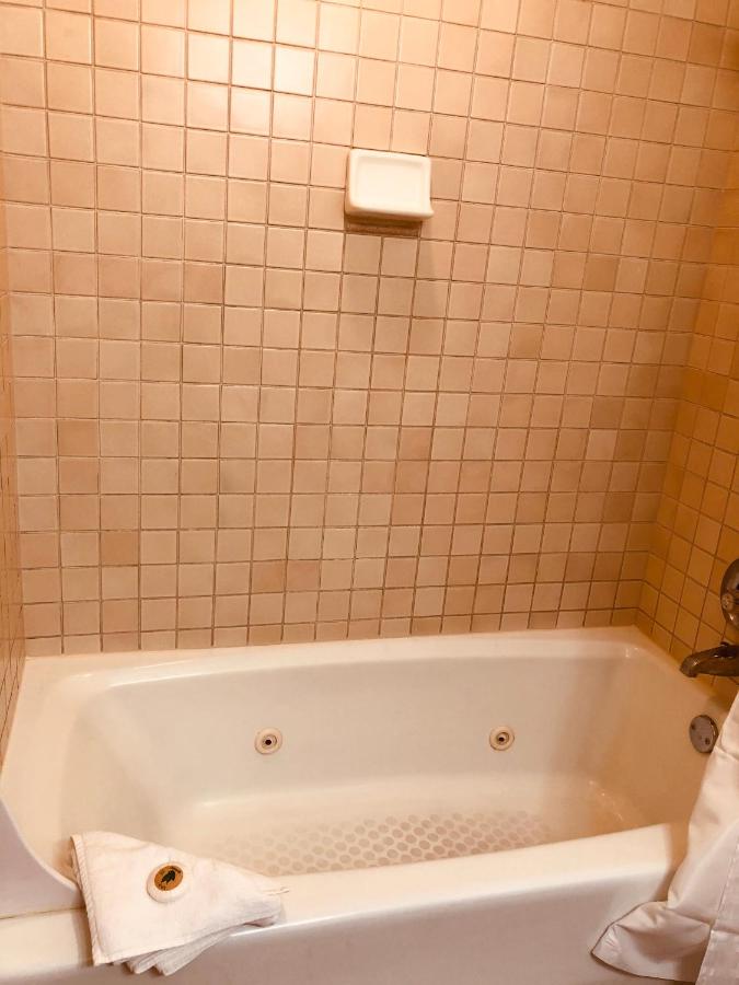 Deluxe Room (2 Adults + 1 Child) at Pacific Grove Inn