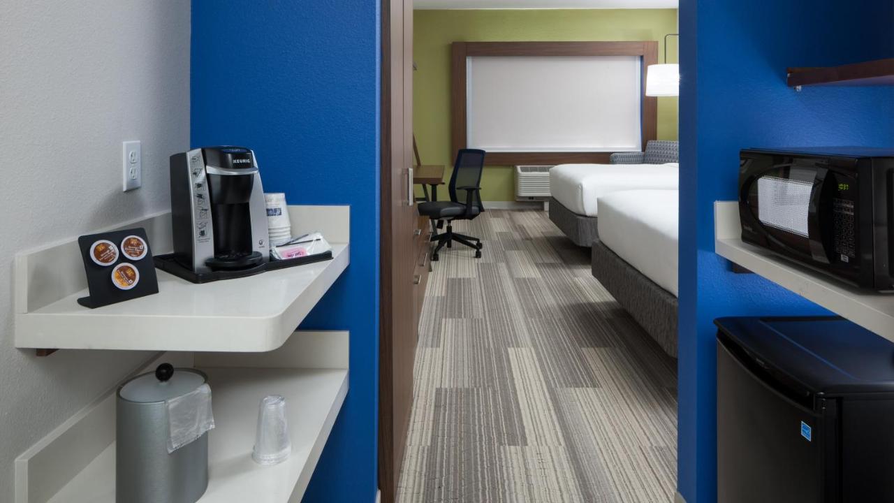Queen Room with Two Queen Beds - Disability Access Tub/Non-Smoking at Holiday Inn Express & Suites Orlando at SeaWorld by IHG