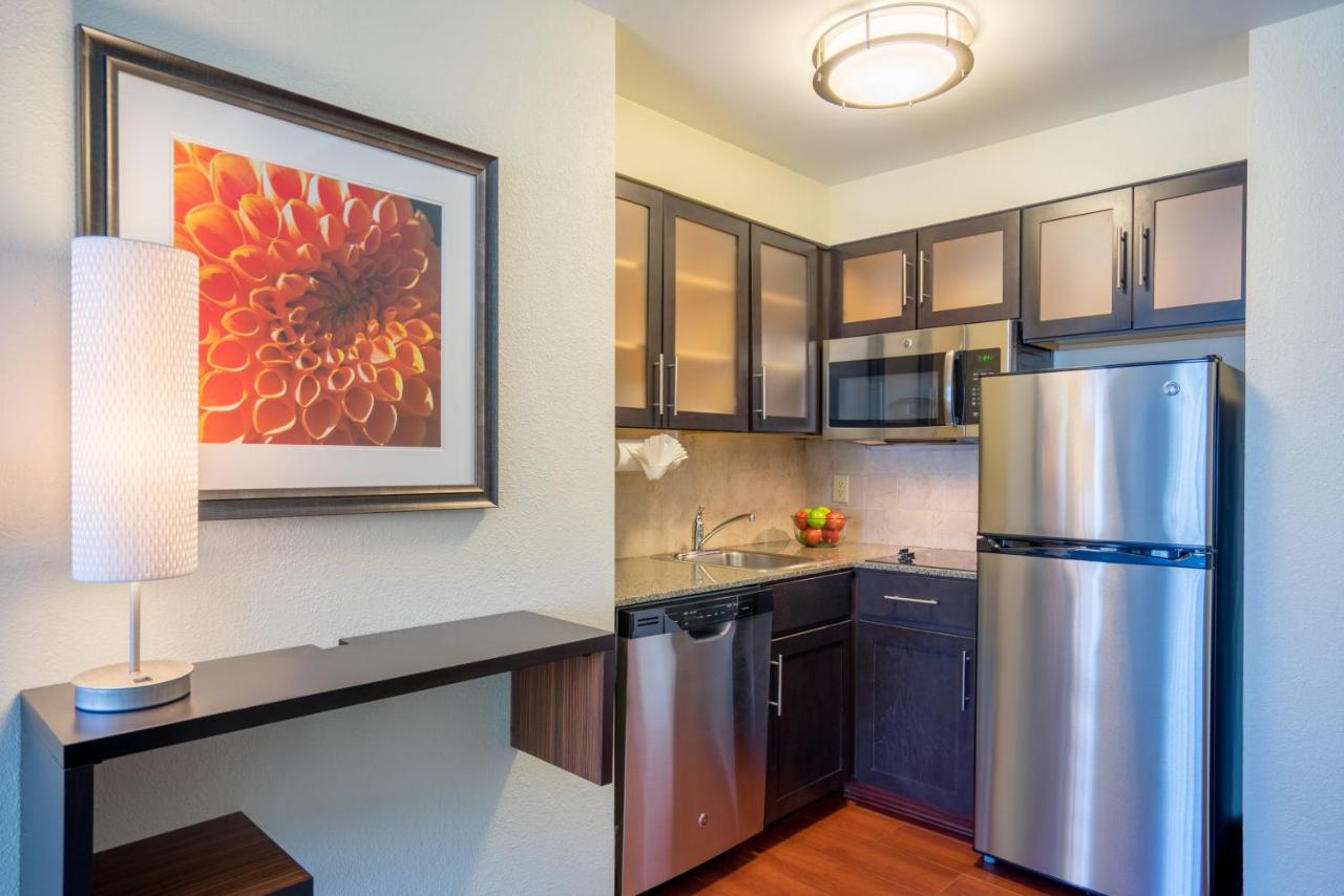 | Staybridge Suites Wilmington - Brandywine Valley, an IHG Hotel