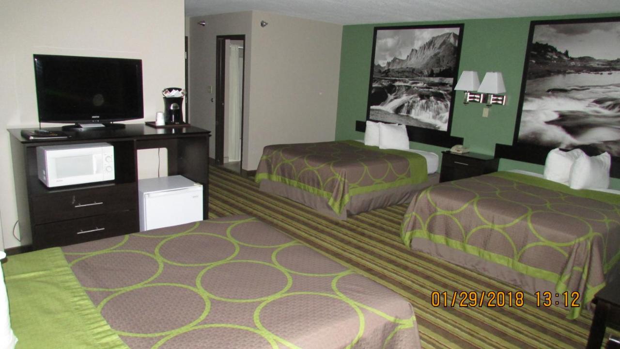 Queen Room with Three Queen Beds - Non-Smoking at Super 8 by Wyndham Rock Springs