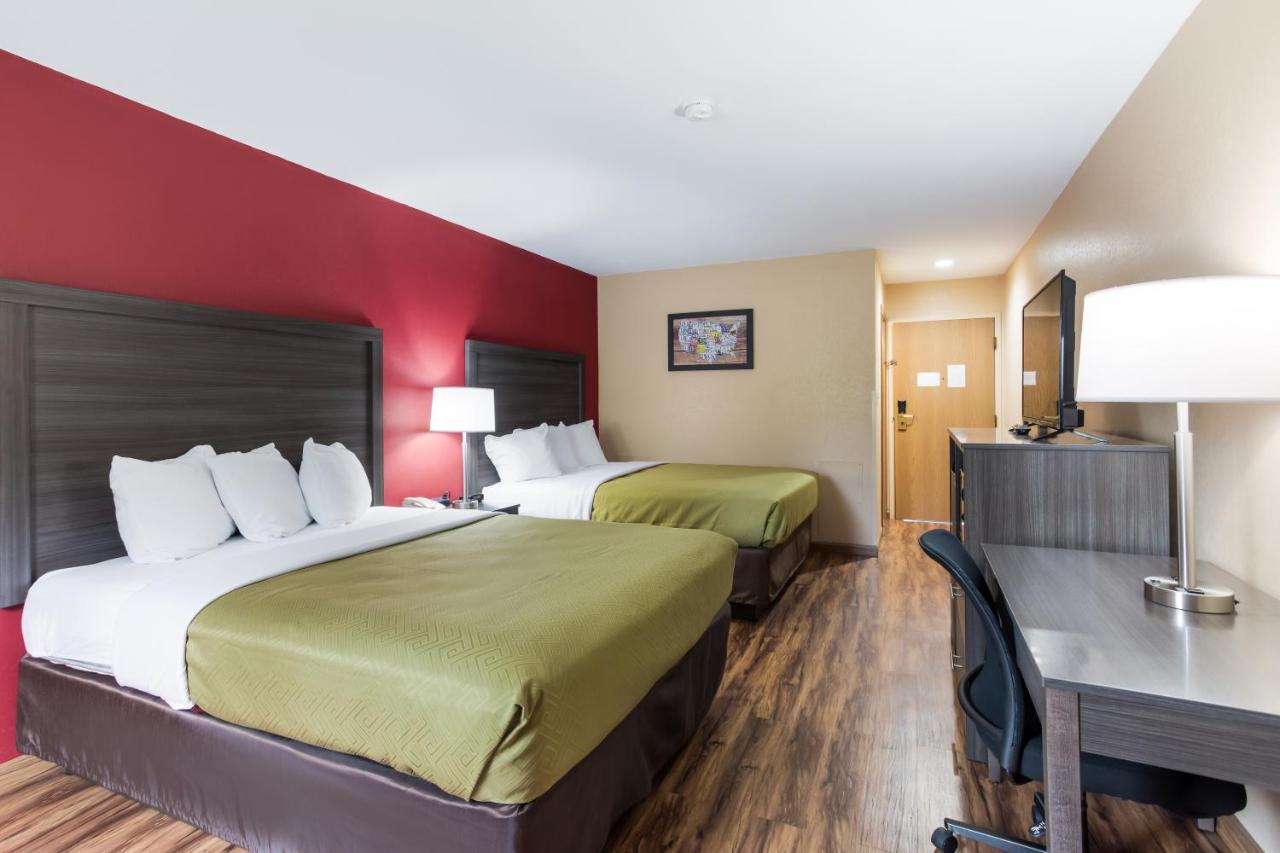  | Econo Lodge Painted Post