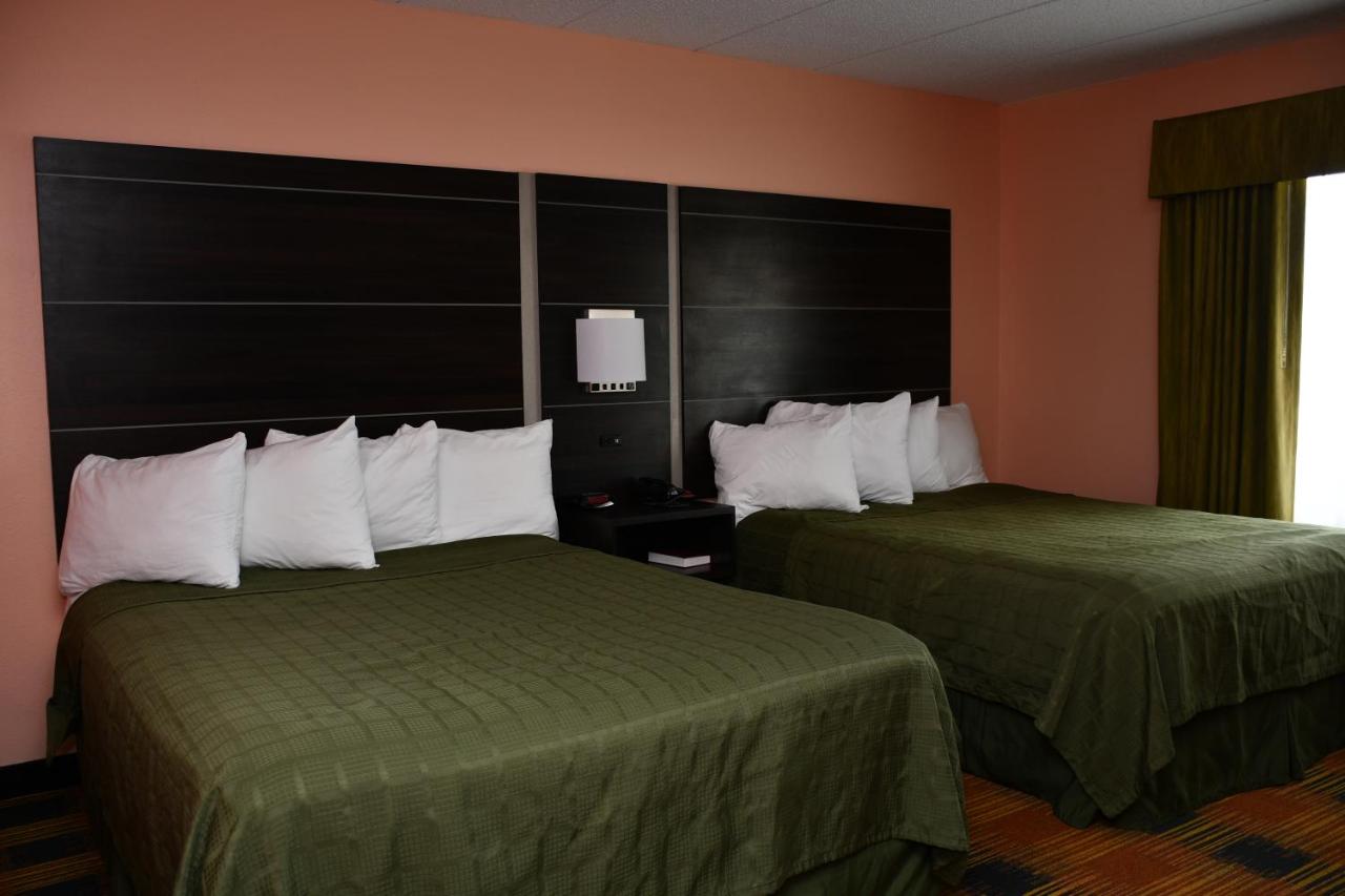 | Regency Inn & Suites Faribault