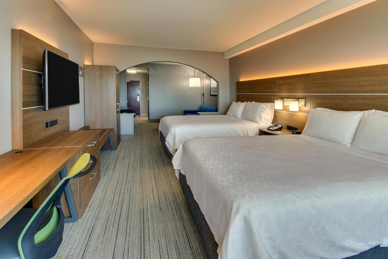 Suite - Hearing Accessible - Non-Smoking at Holiday Inn Express & Suites Columbus – Fort Benning Maingate by IHG