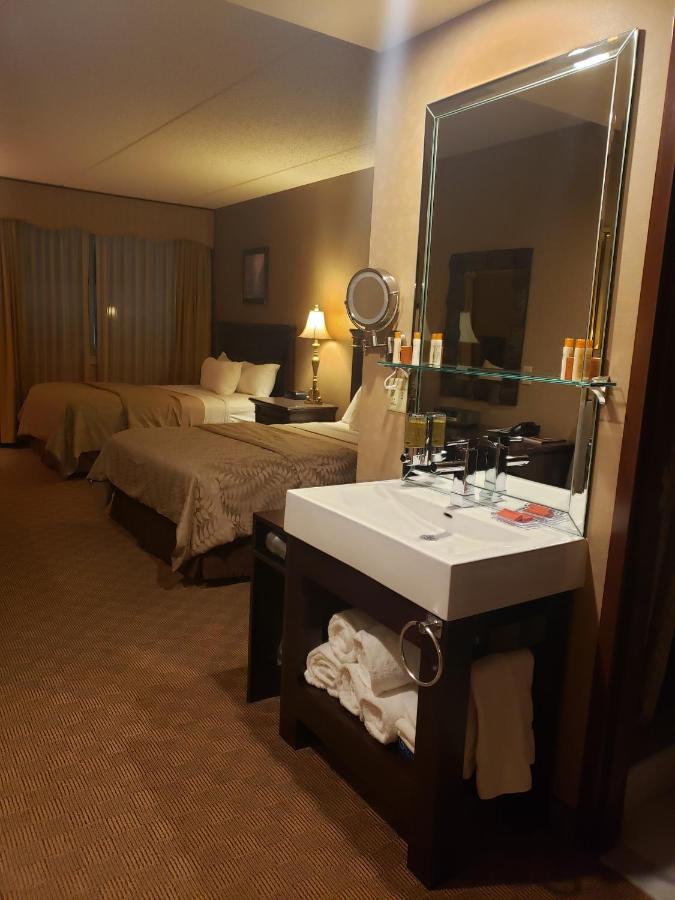  | Salvatores Grand Hotel