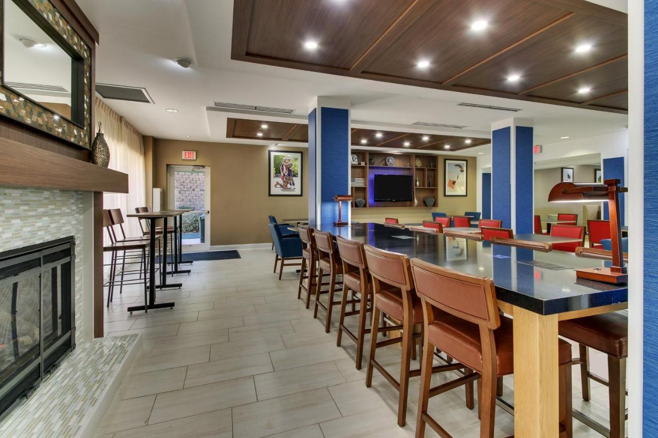 | Holiday Inn Express Hotel & Suites Columbus-Fort Benning, an IHG Hotel