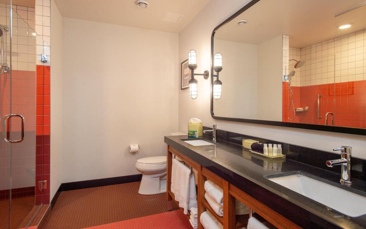 Suite - Mobility Access Roll in Shower/Non-Smoking at Hotel Indigo Madison Downtown by IHG