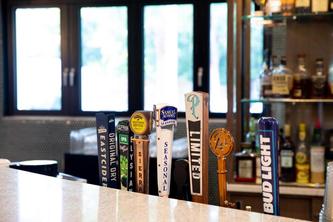 | Hotel Indigo Charleston - Mount Pleasant, an IHG Hotel