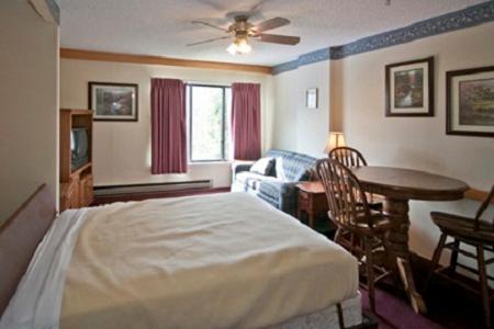 | Silver Creek Lodge
