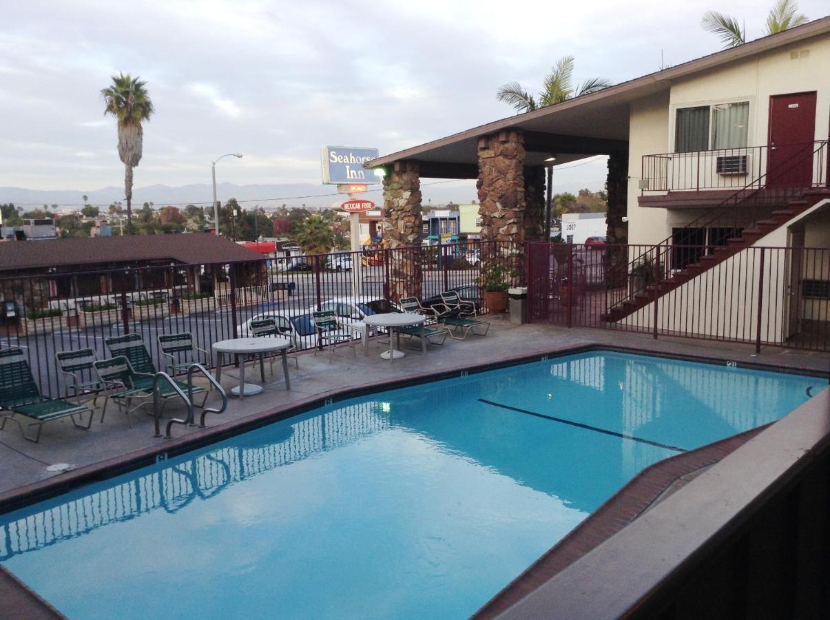 | Seahorse Inn