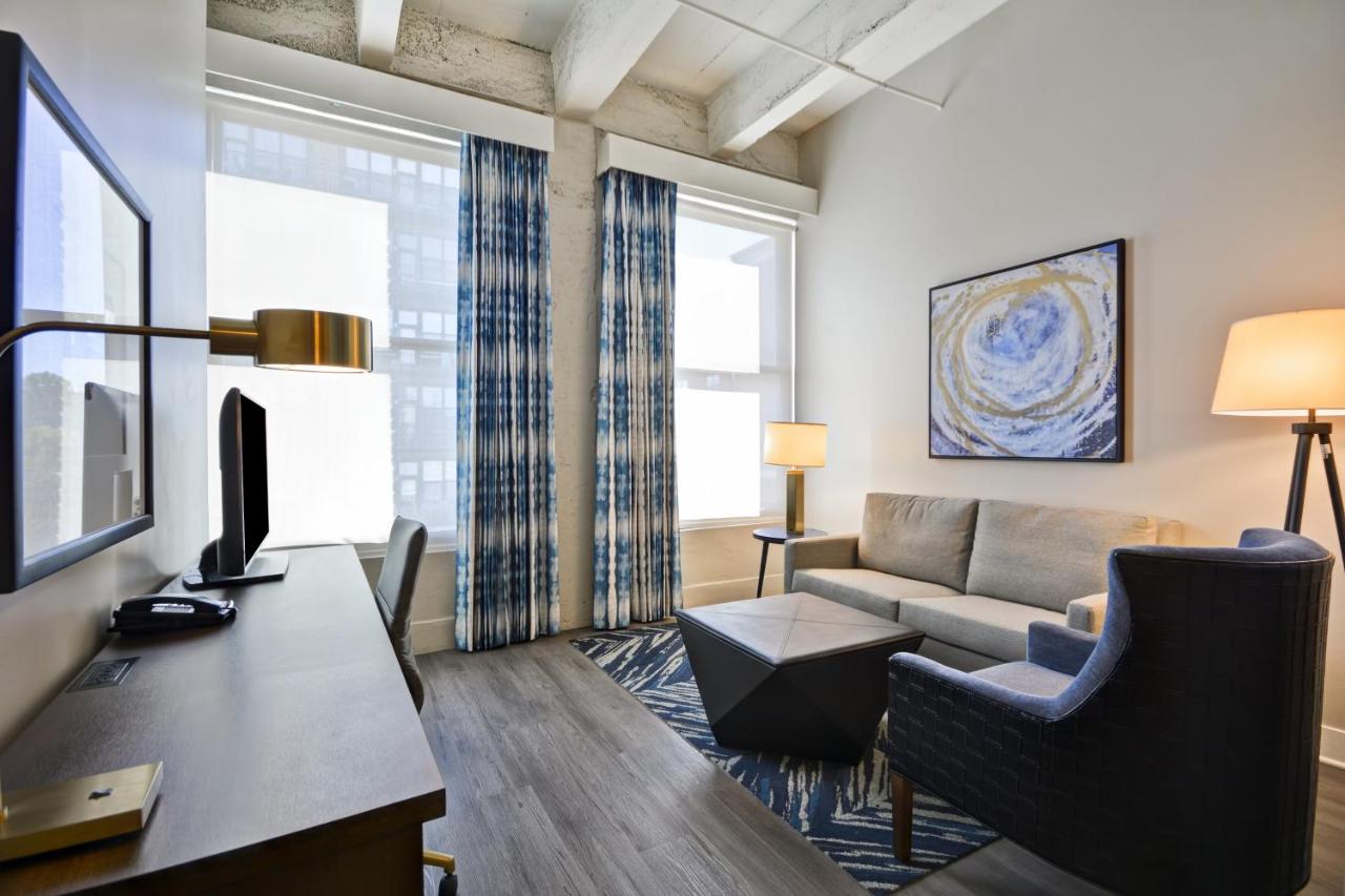 | Hotel Indigo Kansas City - The Crossroads, an IHG Hotel