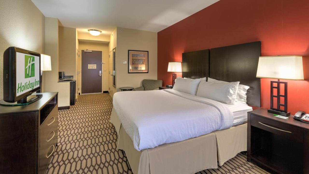 Executive King Room - Non-Smoking at Holiday Inn North Quail Springs, an IHG Hotel