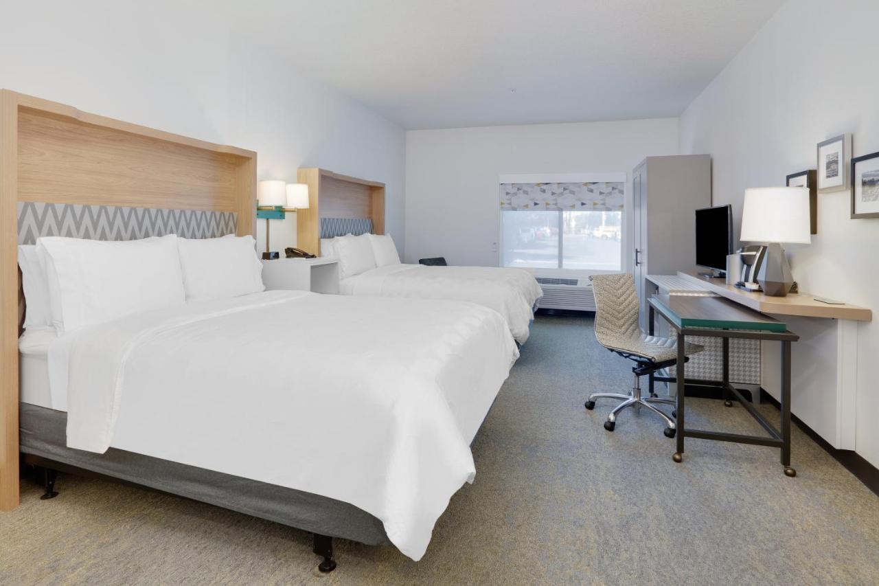 Twin Room - Mobility Access with Bath Tub at Holiday Inn Twin Falls by IHG