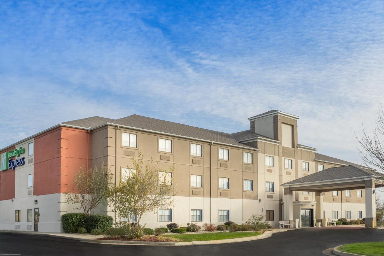 | Holiday Inn Express Hotel Howe / Sturgis, an IHG Hotel