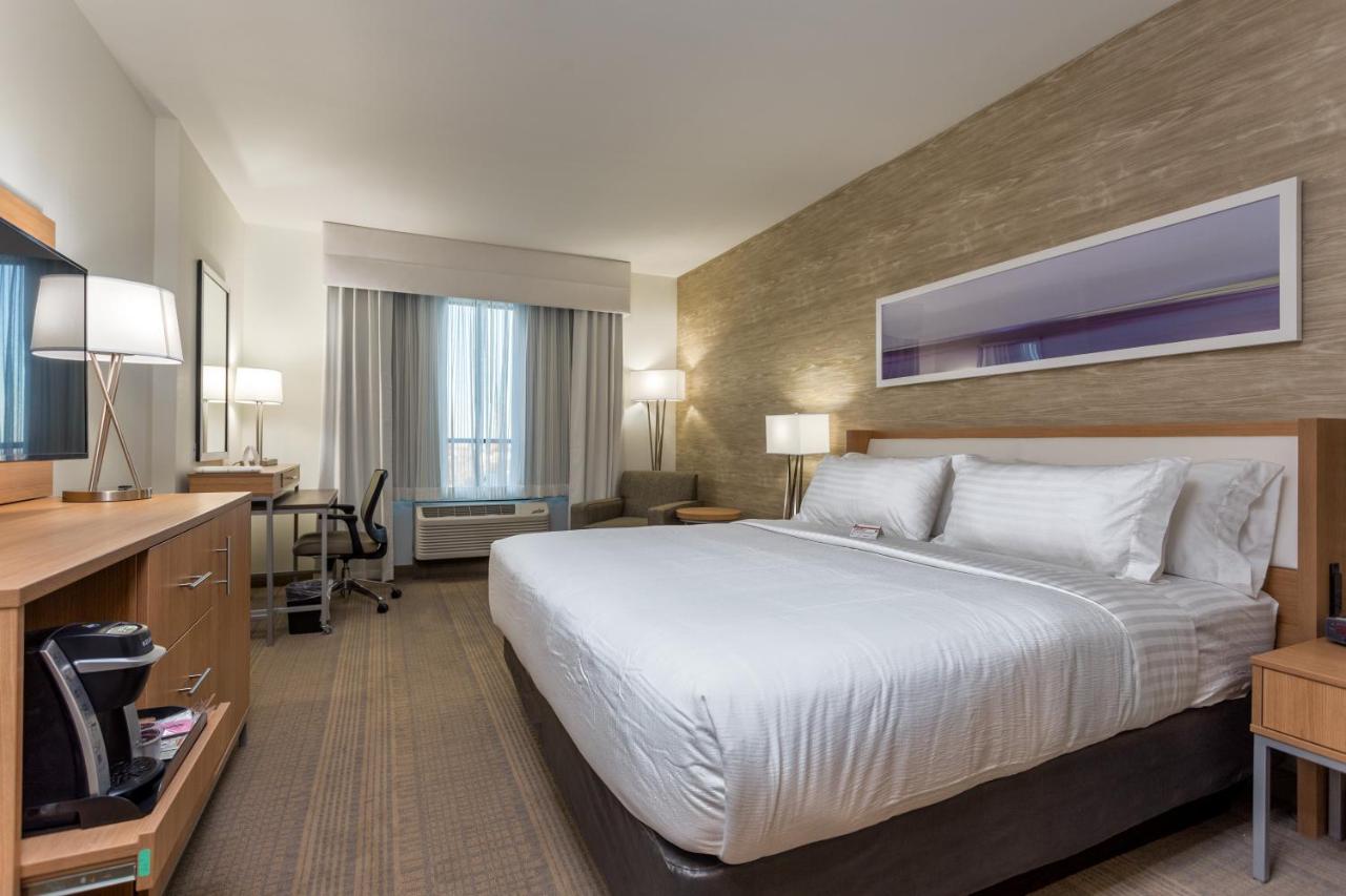 | Holiday Inn San Marcos Convention Center, an IHG Hotel