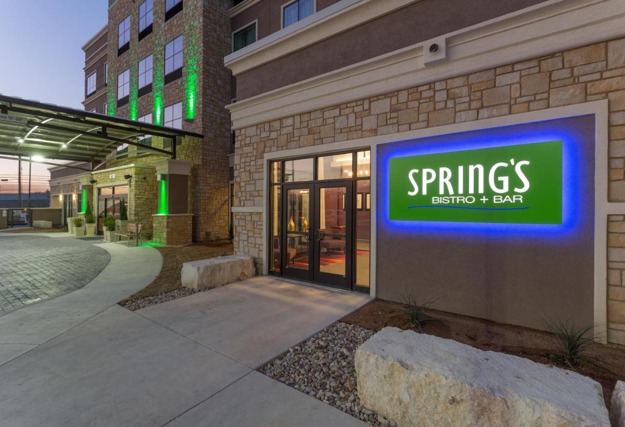 | Holiday Inn San Marcos Convention Center, an IHG Hotel