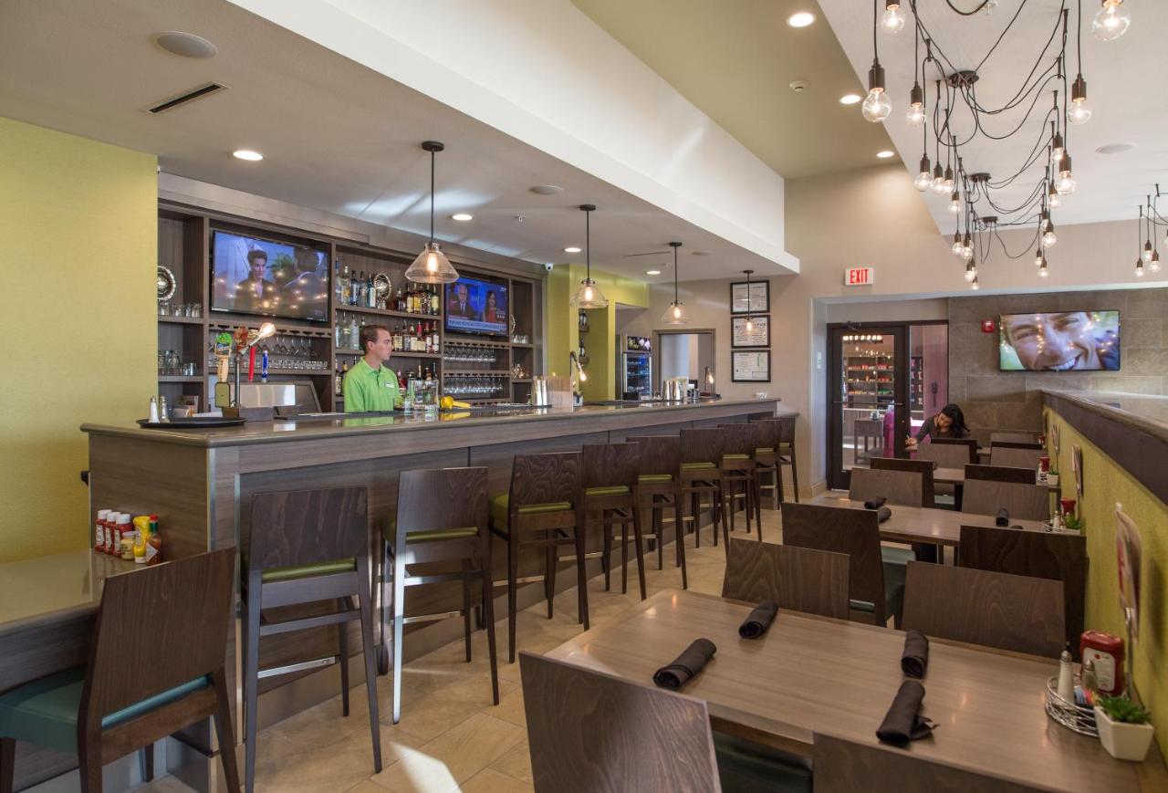 | Holiday Inn San Marcos Convention Center, an IHG Hotel