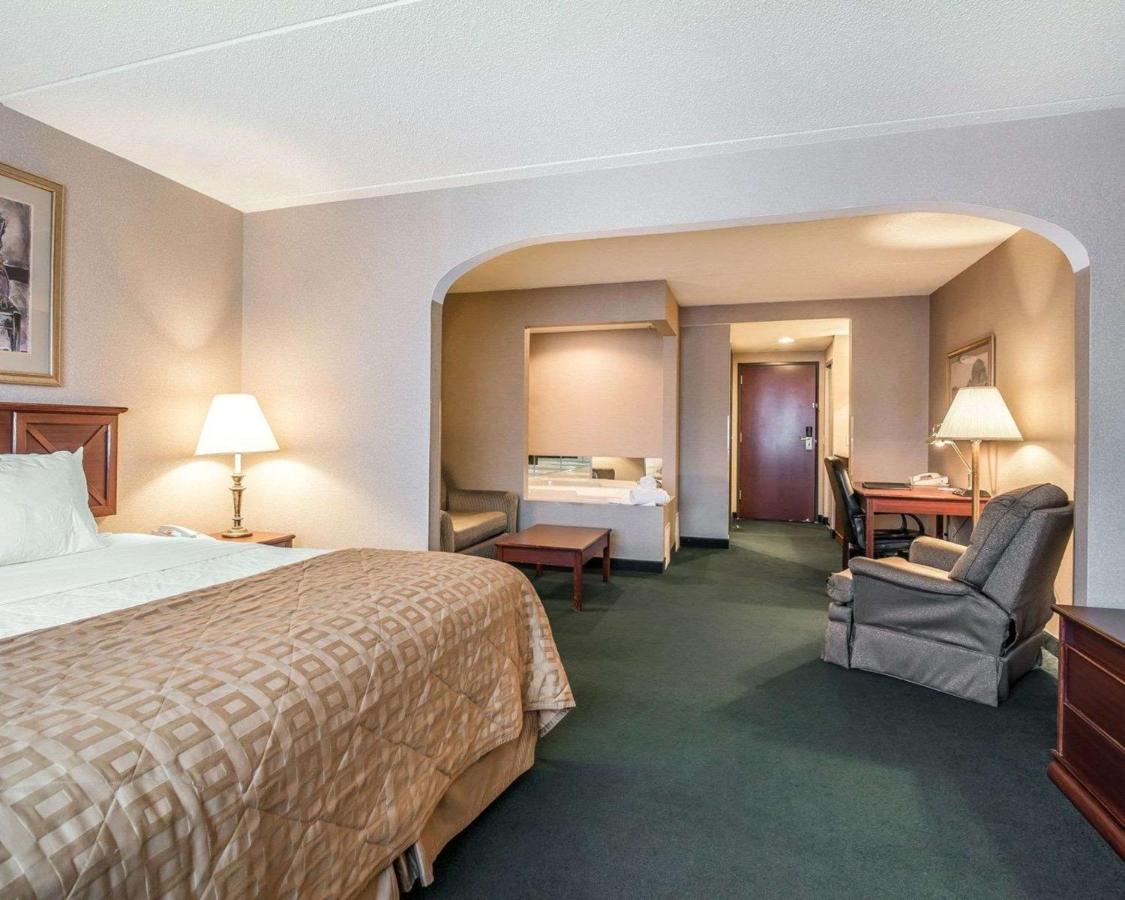 | The Marx Hotel - Downtown - University Area