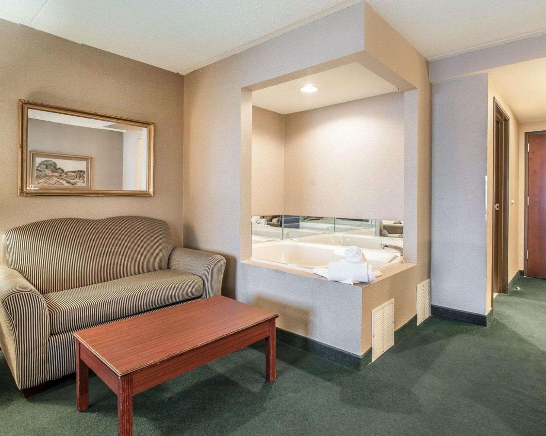  | The Marx Hotel - Downtown - University Area