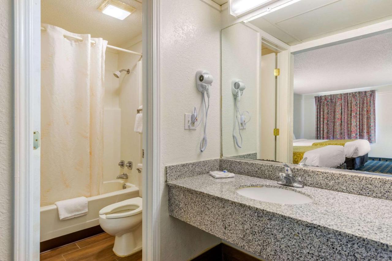  | Rodeway Inn Hilliard/Columbus