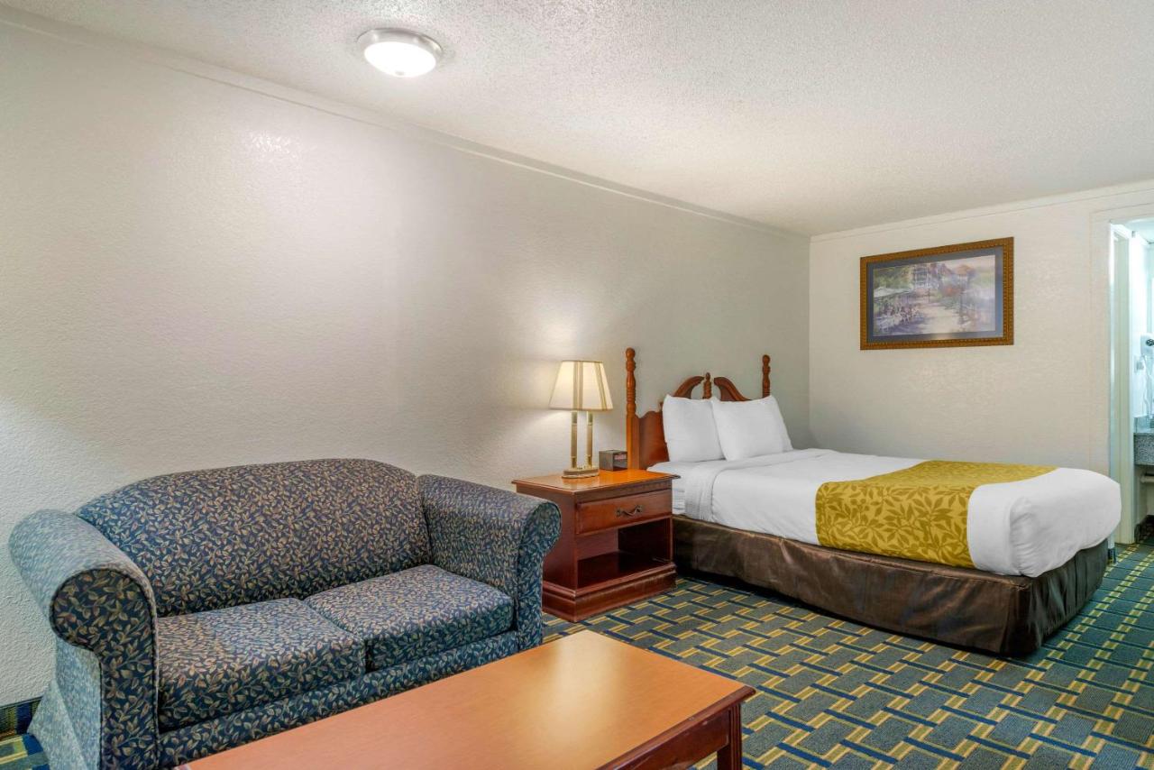  | Rodeway Inn Hilliard/Columbus