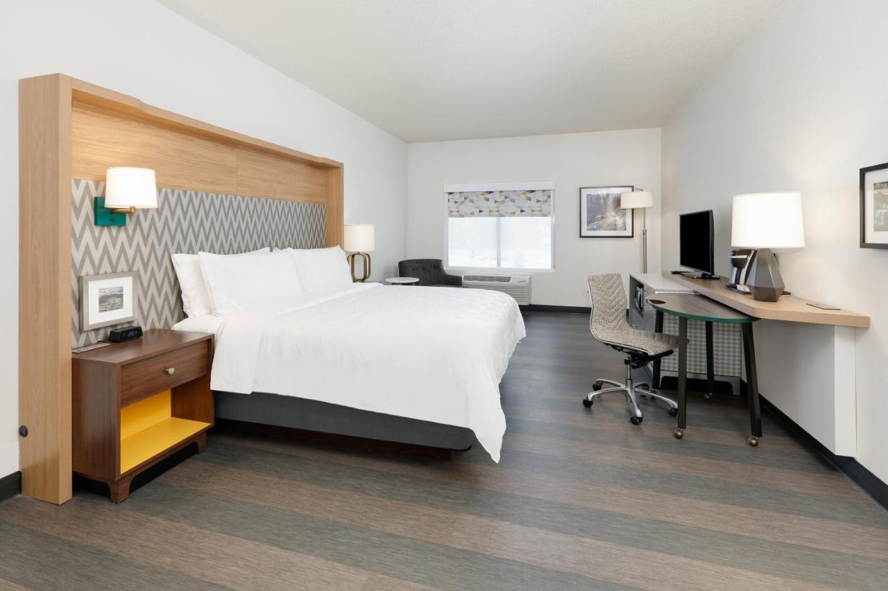 Kids King Suite - Non-Smoking at Holiday Inn Twin Falls by IHG