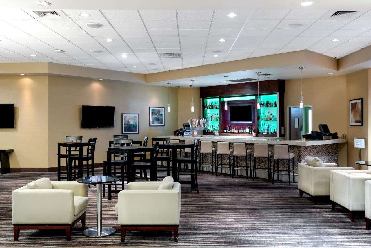 | Holiday Inn Los Angeles Gateway - Torrance, an IHG Hotel