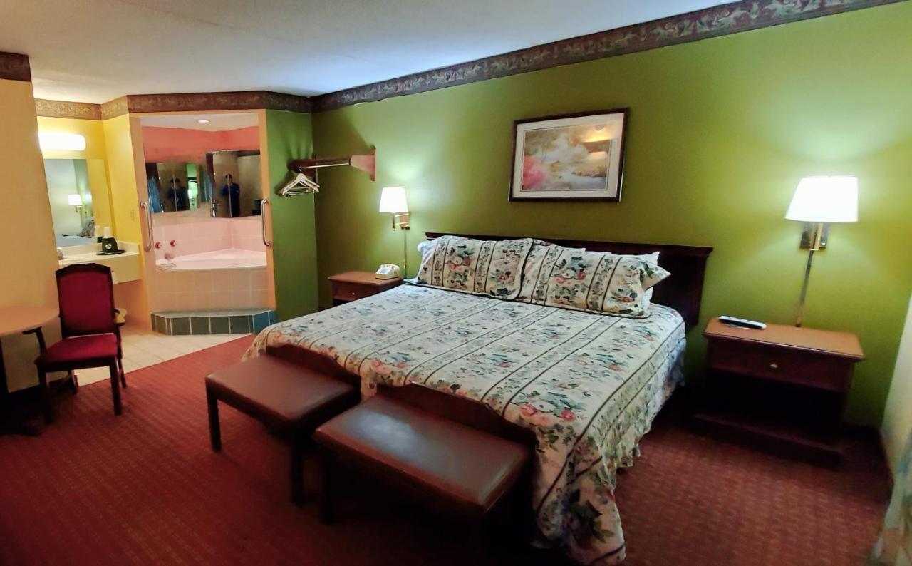 | Thomasville Inn
